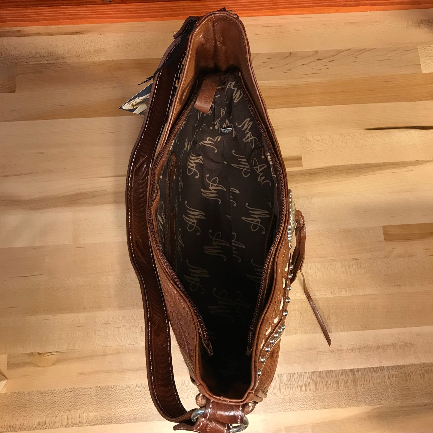 Antique Tan Leather Zip-top Shoulder Bag with Cream Lacing - American Leatherworks