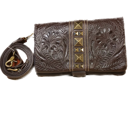 Brown Leather Folded Clutch with Detachable Strap